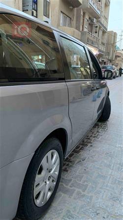دودج كارافان